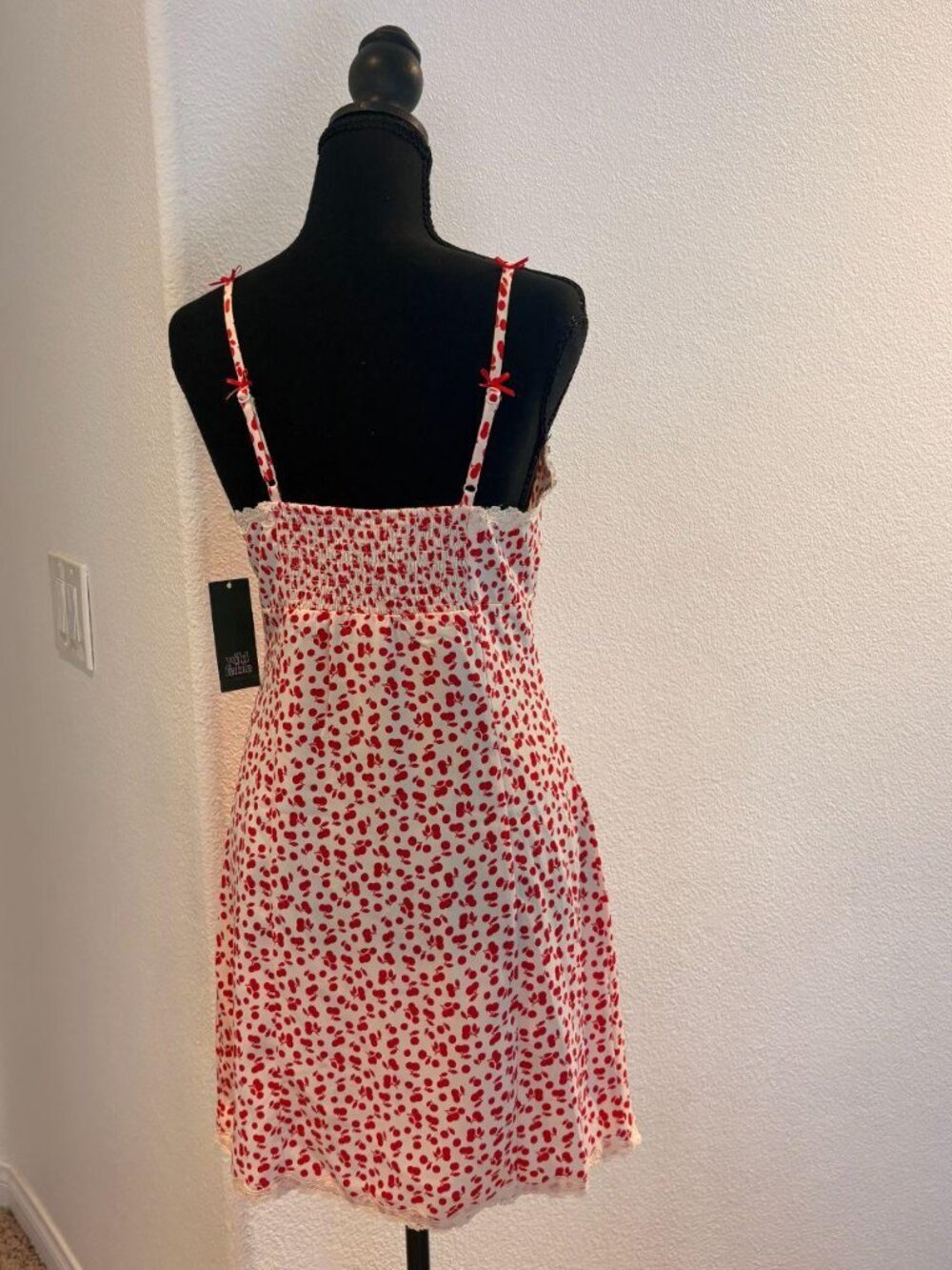Wild Fable NWT cherry print top 🍒 (Small) - Picture 4 of 5